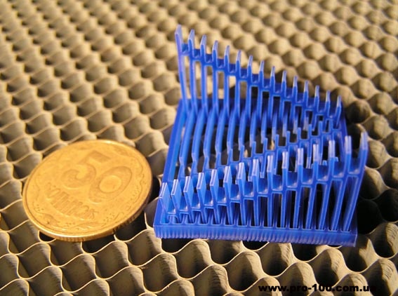 Лазерный гравер и производство POS из акрила.