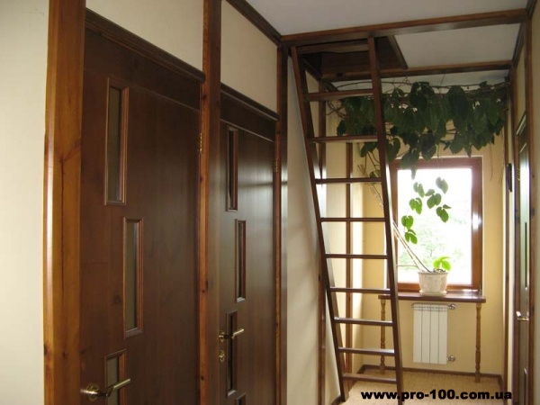 изготовление деревянных дверей